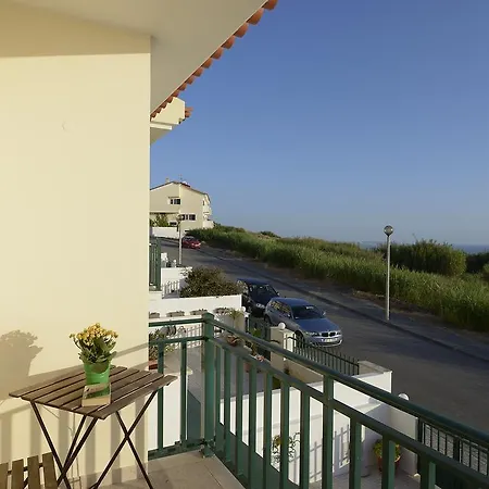 Flh Oeste Summer House With Terrace